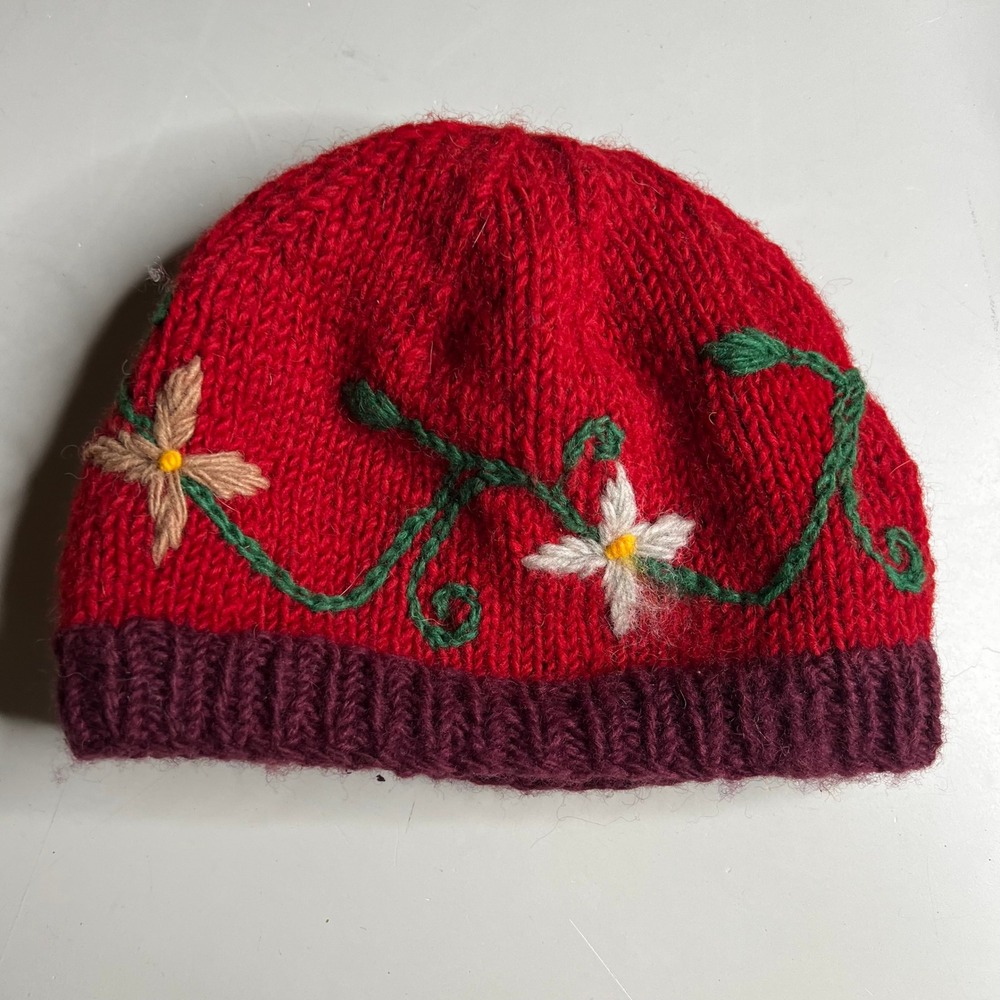 Ganesh Himal 100% Wool Hand Knit Floral Beanie Red Purple Fleece Lined Nepal